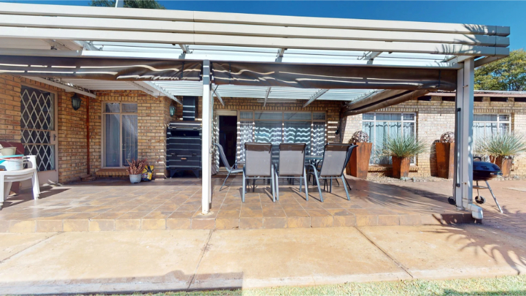 4 Bedroom Property for Sale in Potchefstroom North West